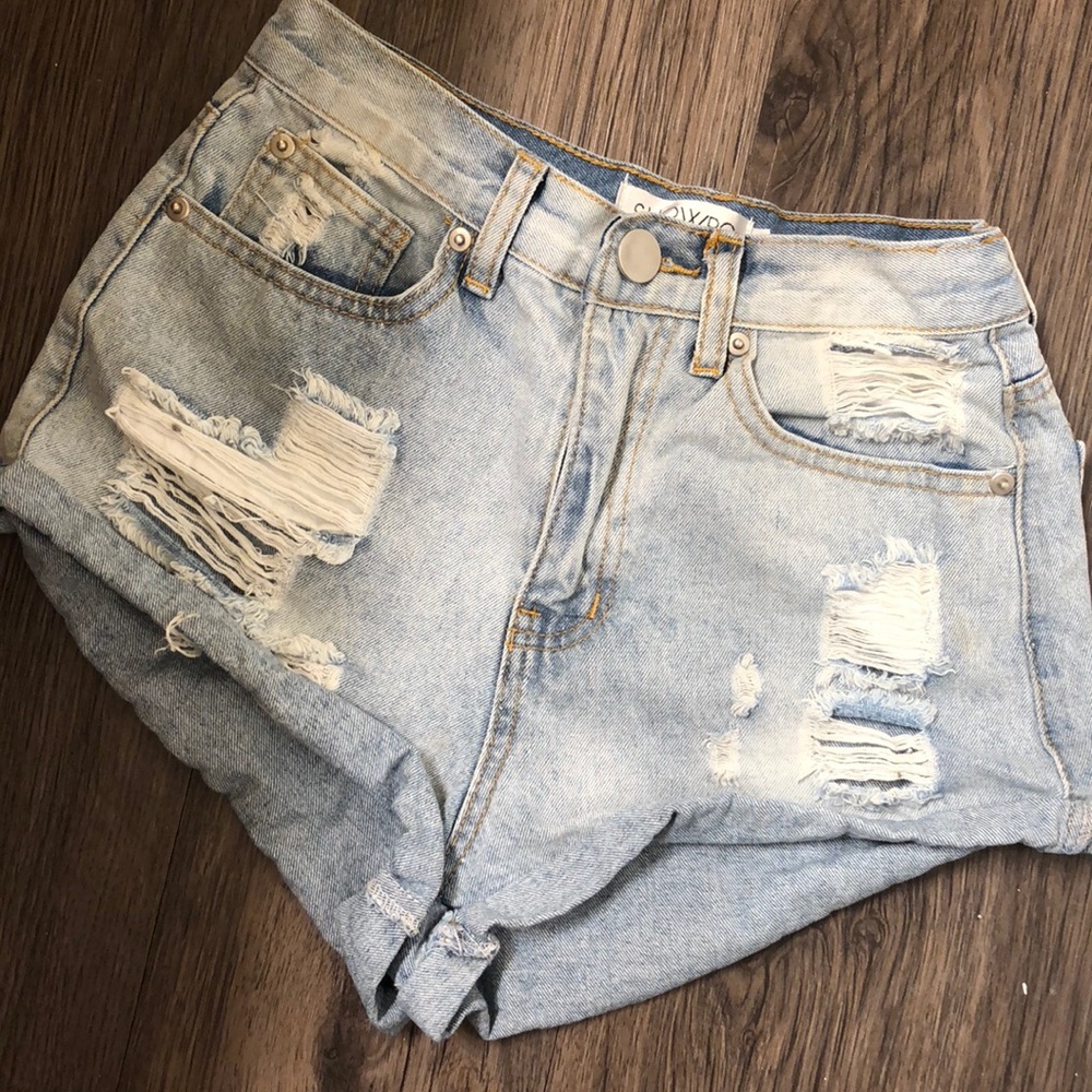✖️SOLD Denim high rise shorts - Picture 2 of 2